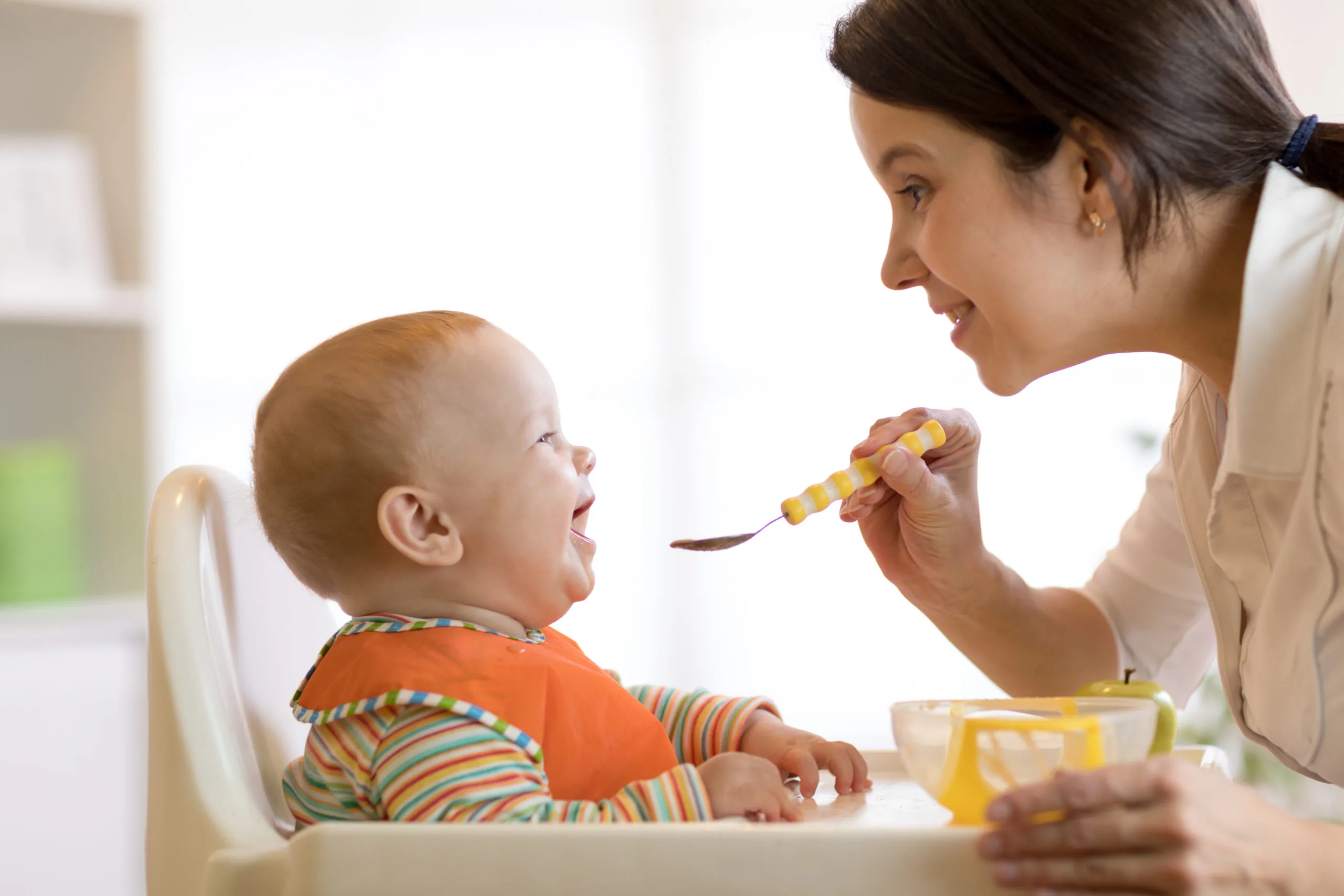 Perbedaan Gagging dan Choking pada Bayi, Mengenal Tanda Bahaya dan Tindakan yang Tepat